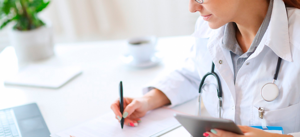 Médico perito: figura clave en el ámbito legal y médico