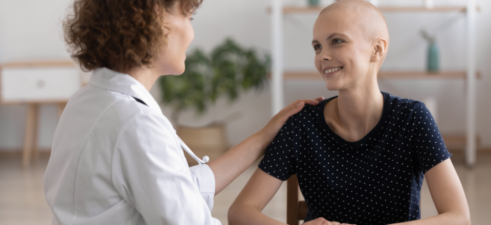 Perito oncólogo: La guía esencial sobre el informe pericial en oncología